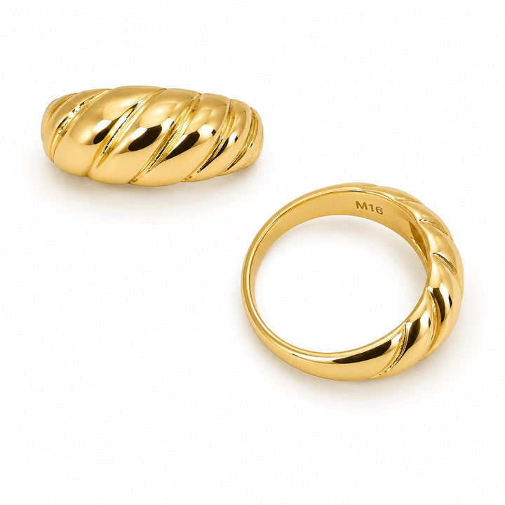 SMALL CROISSANT RING