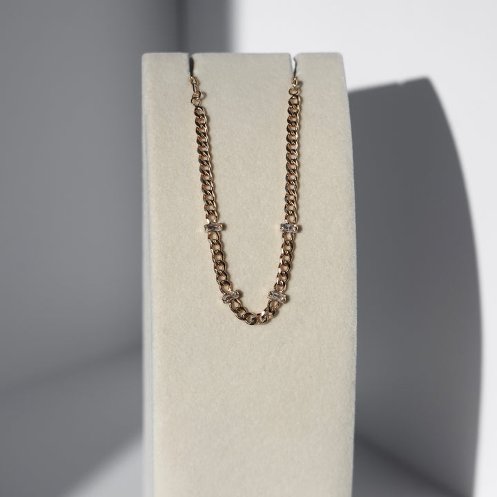 Cecilia Choker