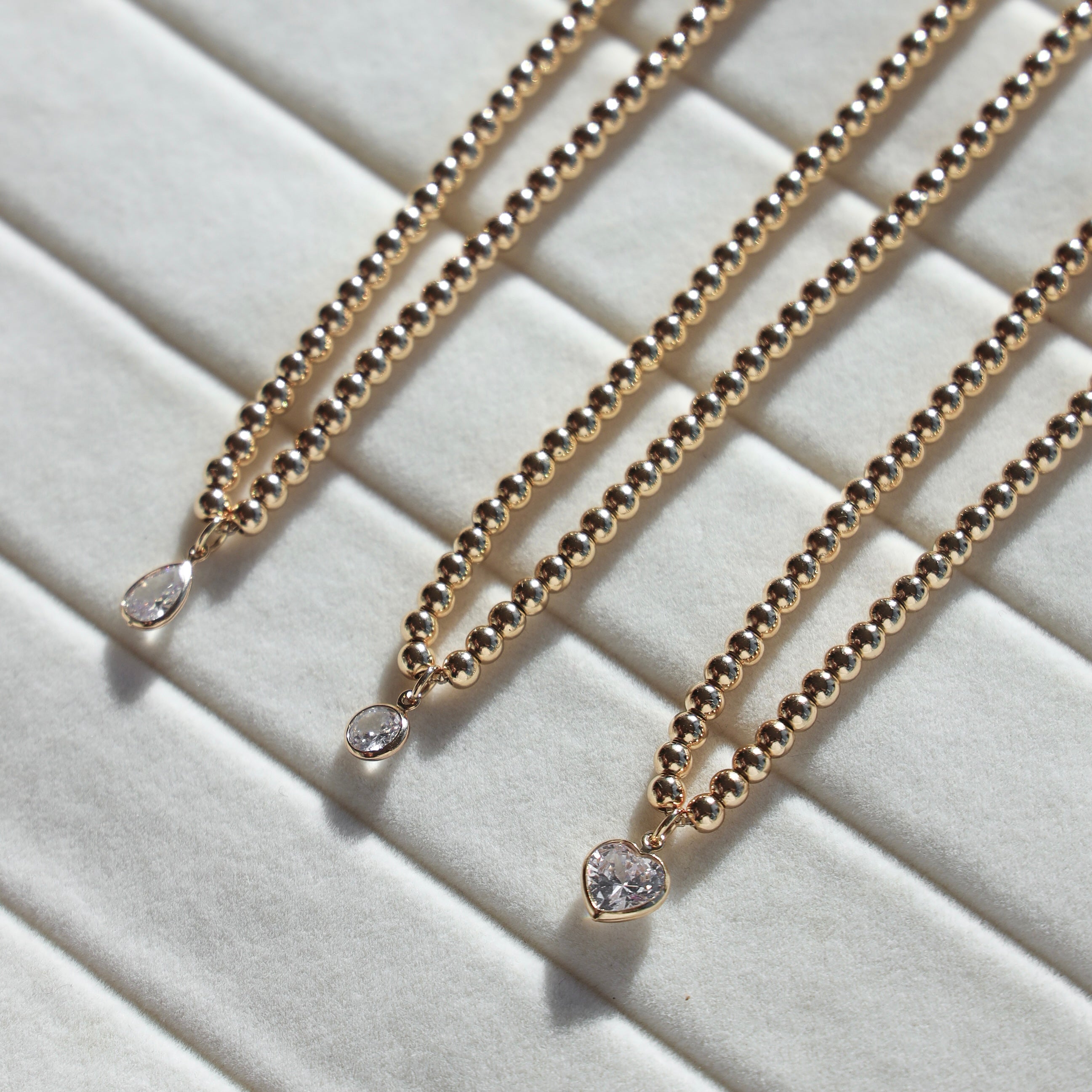 CRYSTAL CIRCLE BEADED NECKLACE