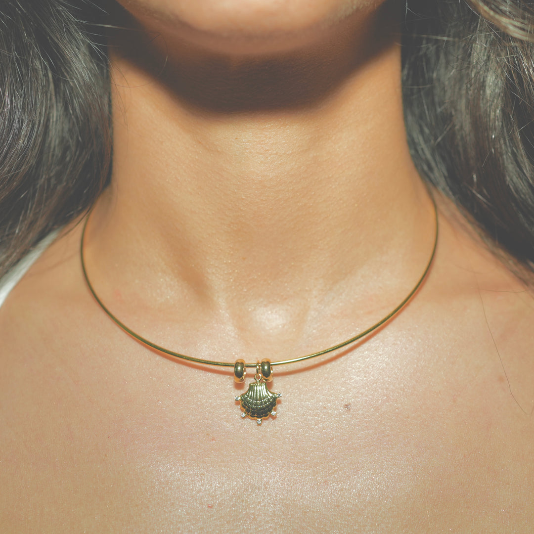 Seashell Omega Necklace