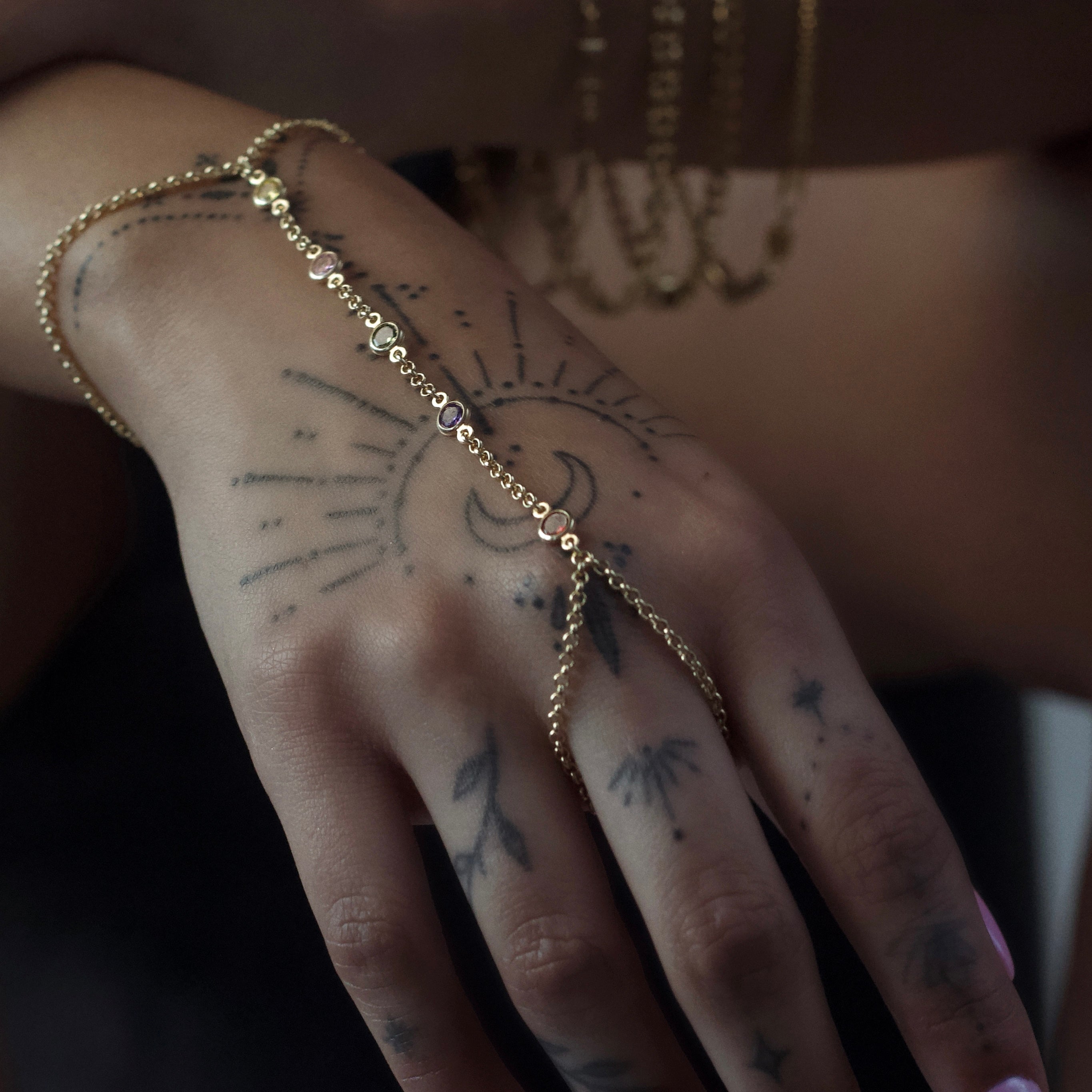 ACQUARELLA HAND - CHAIN