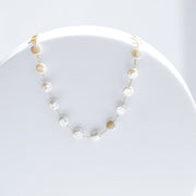 BIG PEARLS NECKLACE