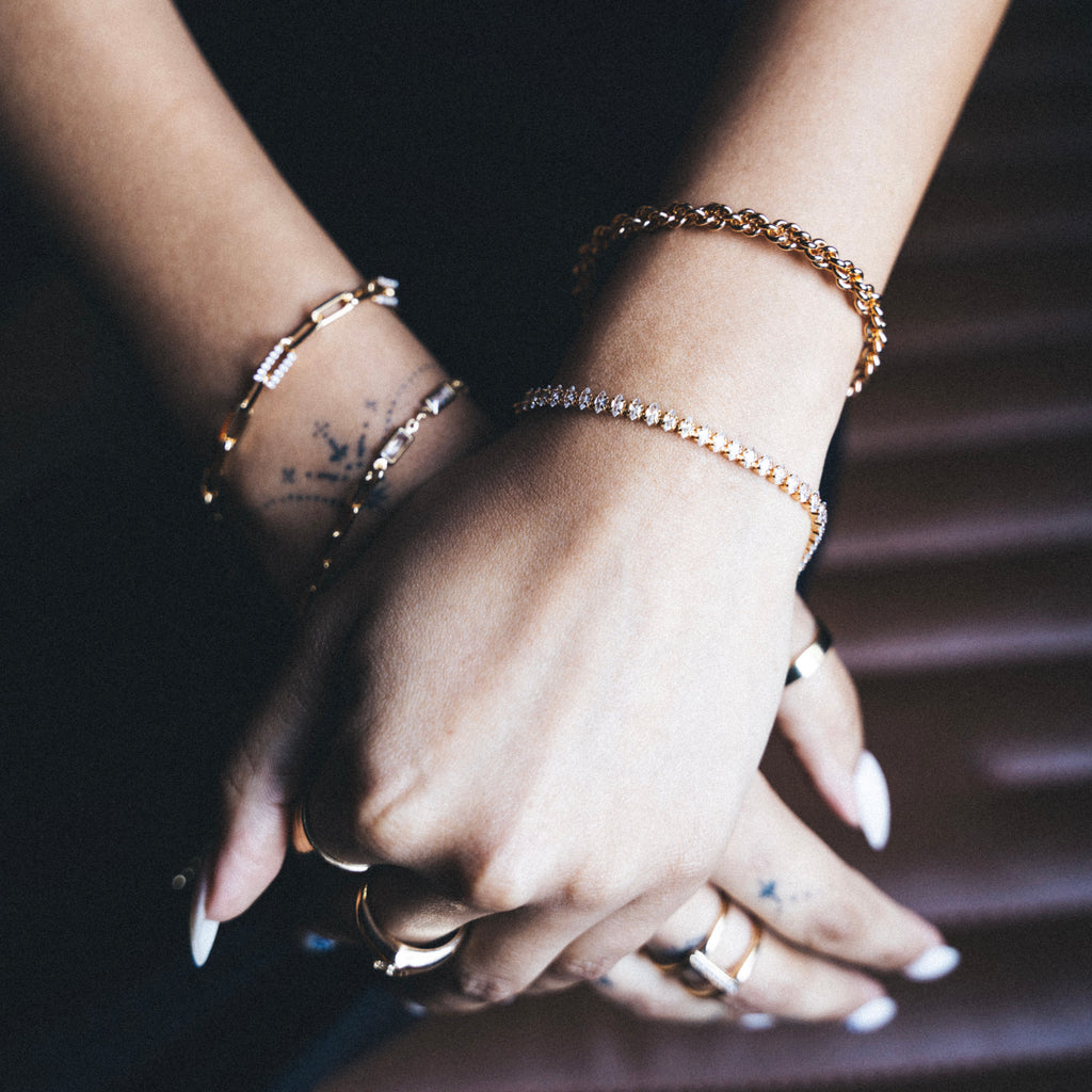 PAULINA PAPERCLIP BRACLET