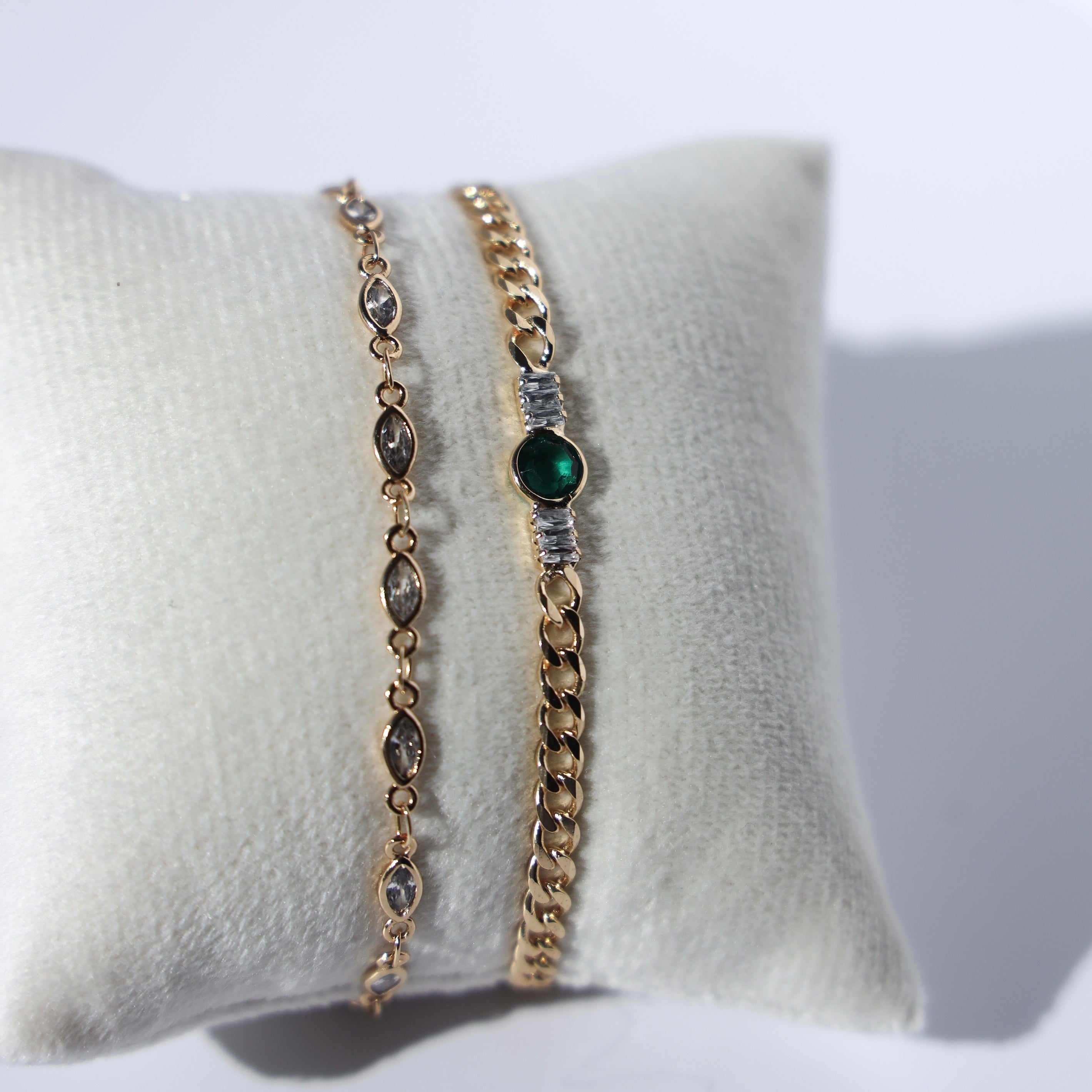 EMERALD CENTER BRACELET