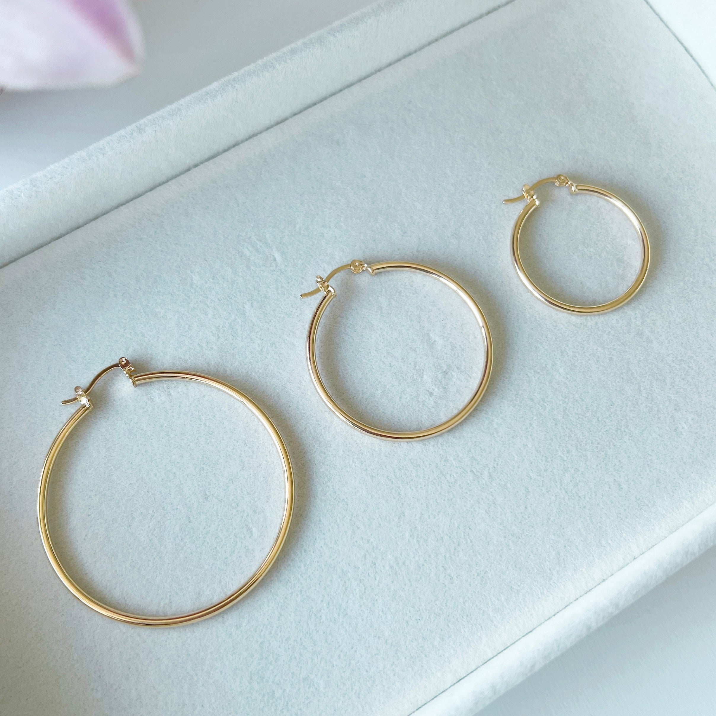 IBIZA THIN CLOSED HOOPS