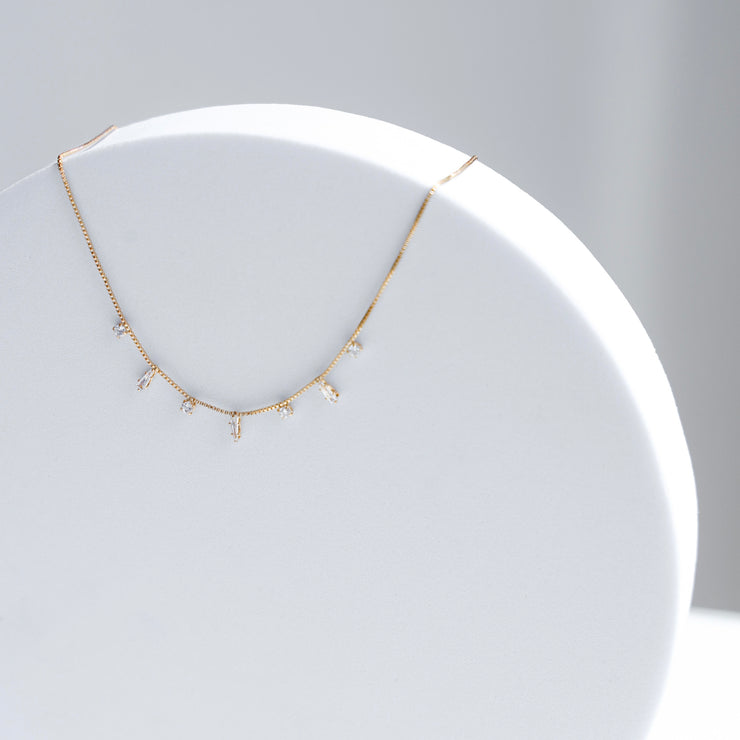 DIFFERENT SHAPES CRYSTAL NECKLACE
