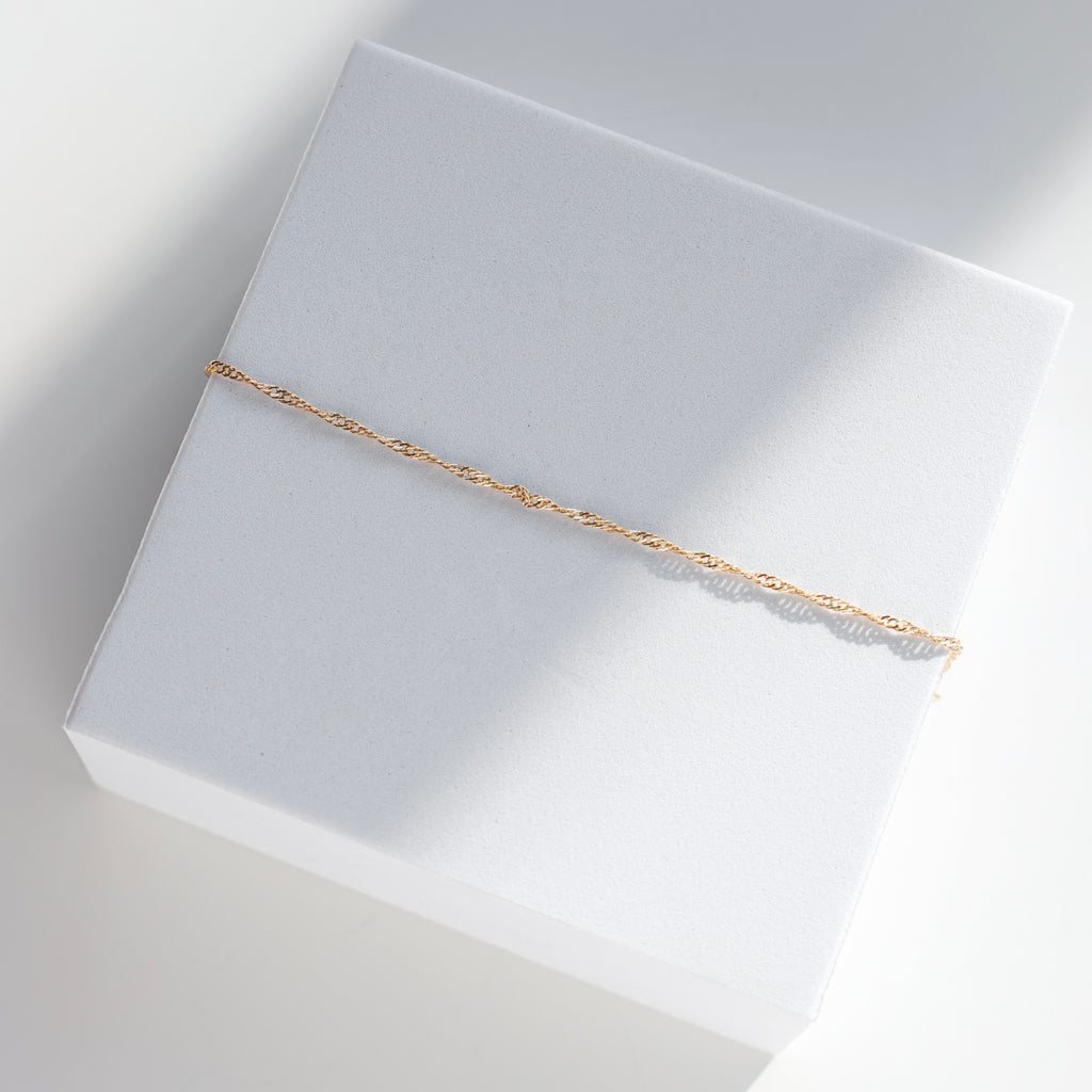 TWISTED MICRO CUBANA BRACELET