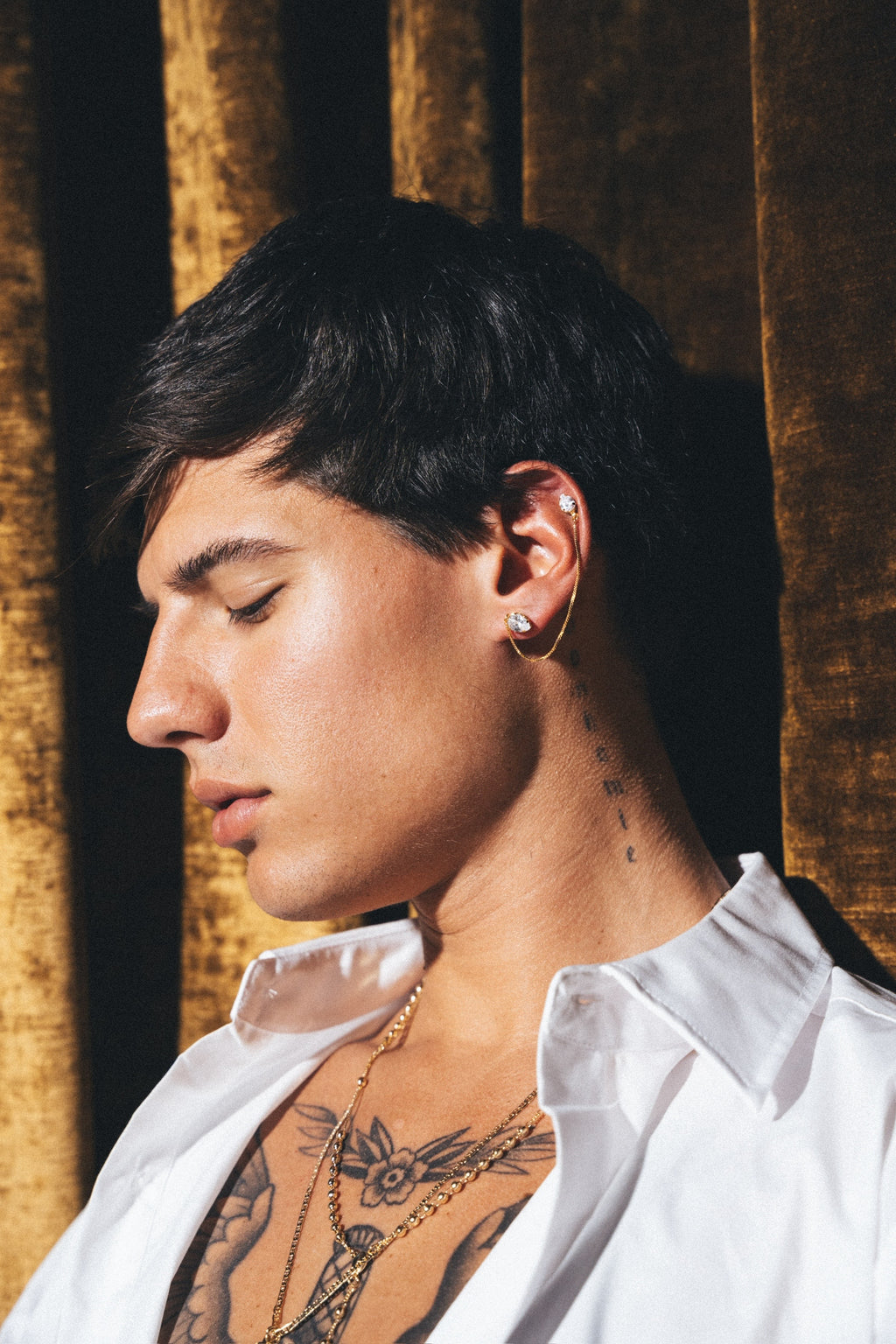 DOUBLE PIERCING DIAMOND EARRINGS