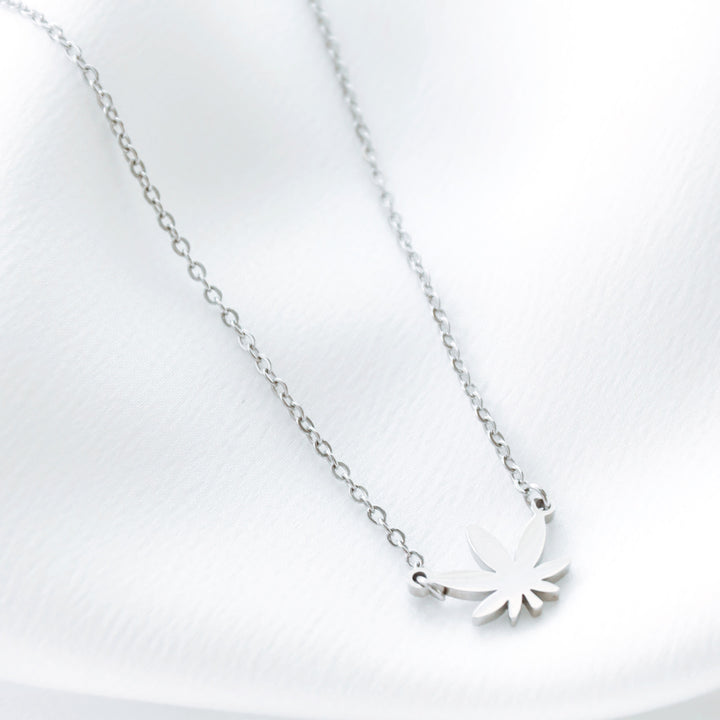Litty Necklace