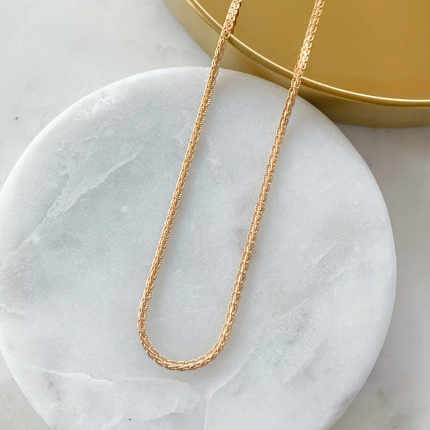 ARI NECKLACE