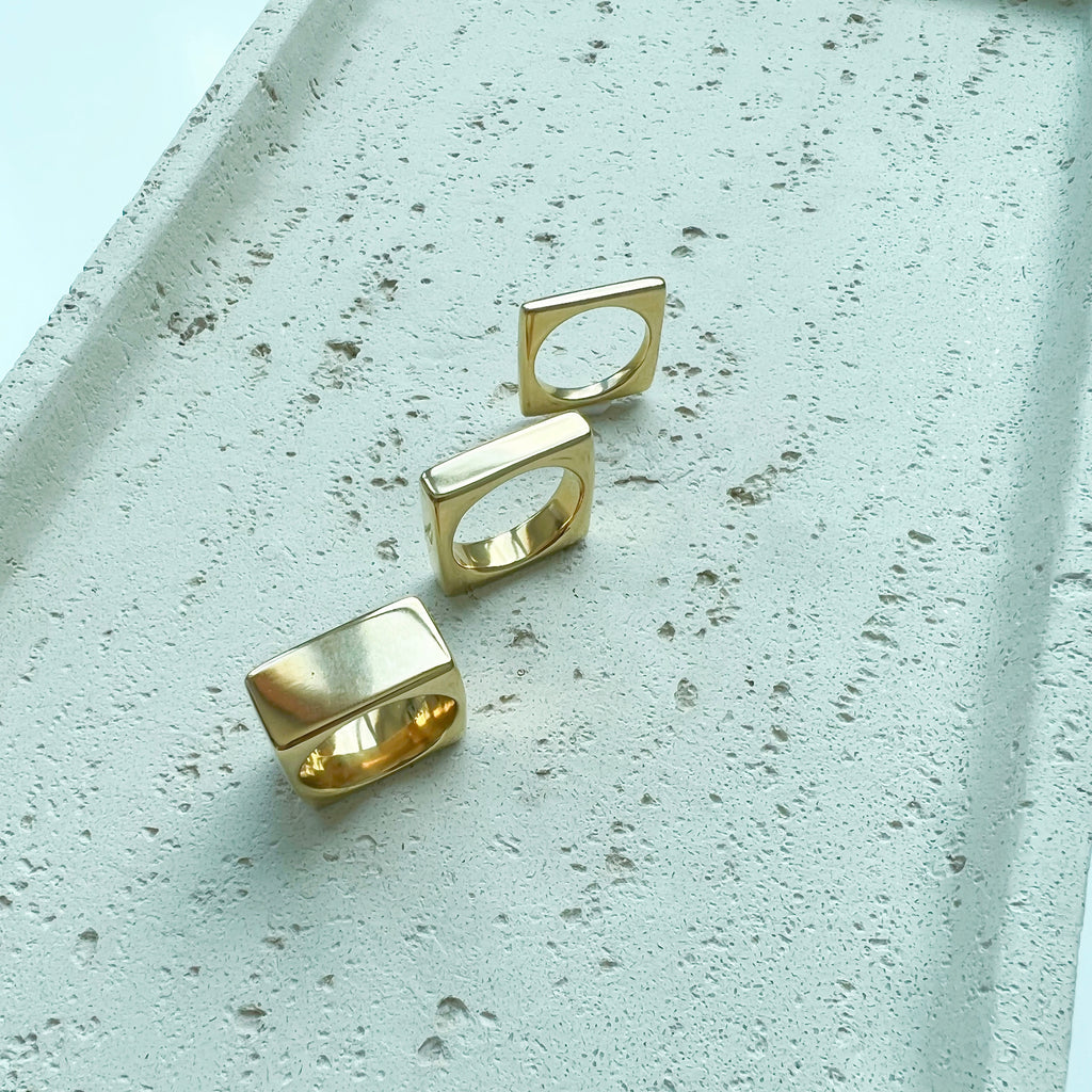 SQUARE RING