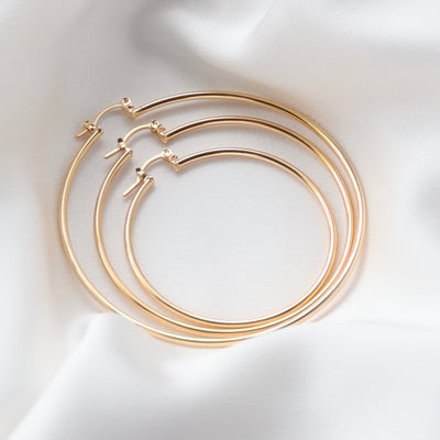 HOOLA HOOPS