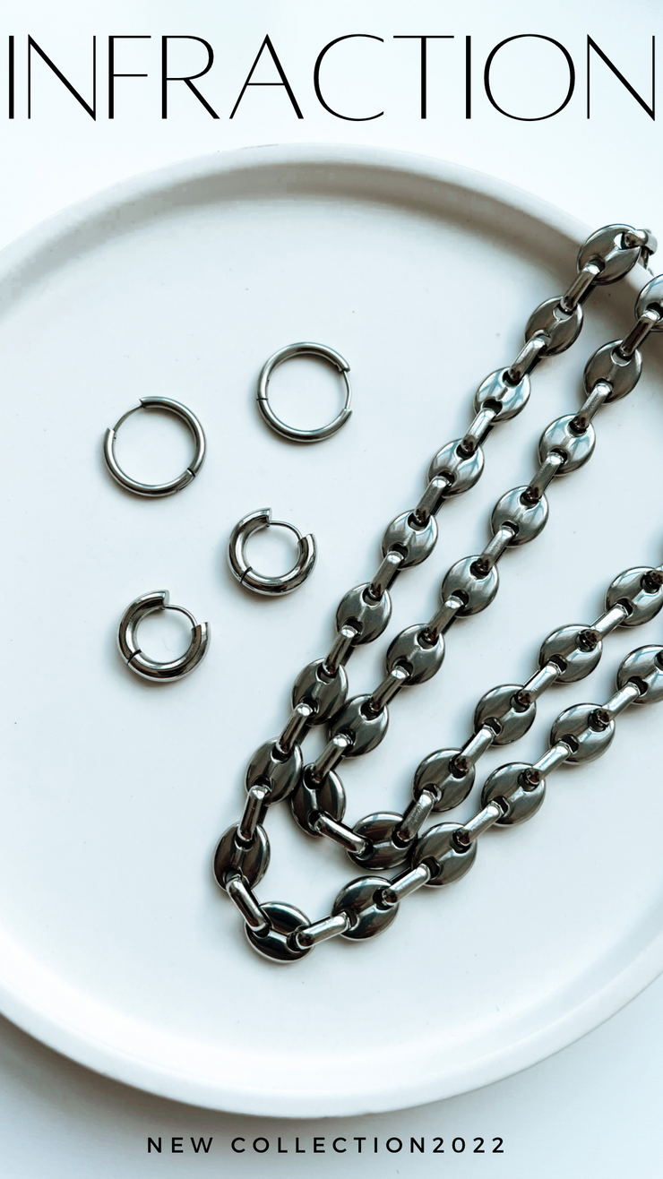 A LO LOCO NECKLACE