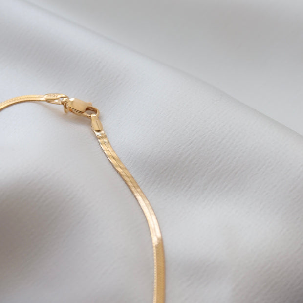THIN SNAKE NECKLACE
