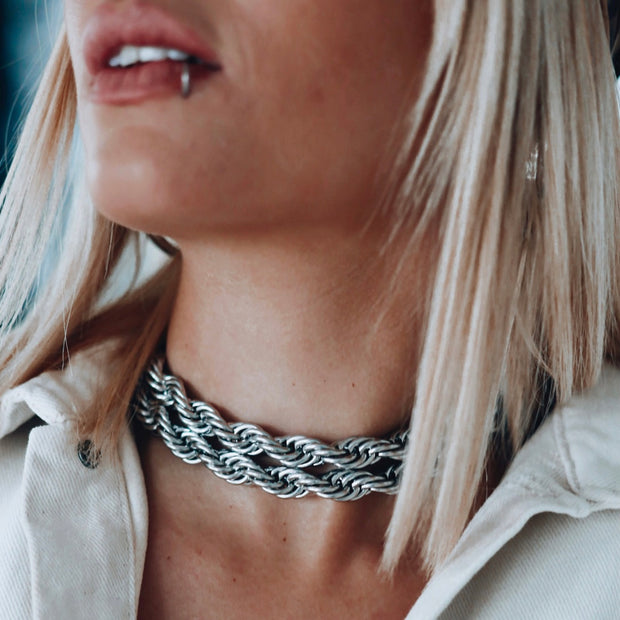 SOLO TU NECKLACE