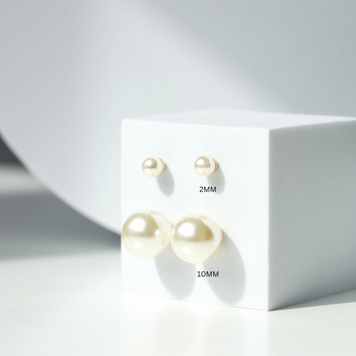 PEARL STUDS