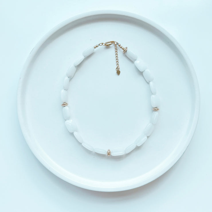 BLANQUIZO NECKLACE