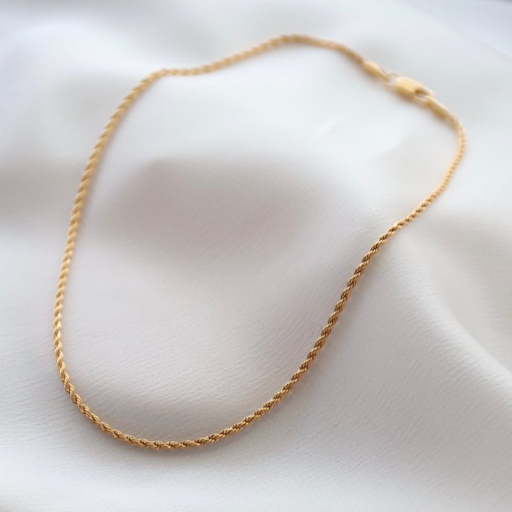 THIN ROPE NECKLACE