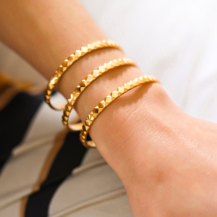 NAIROBI CUFF