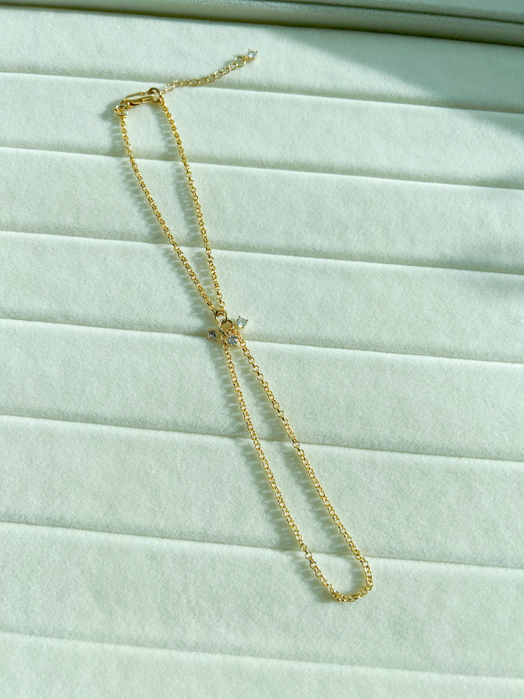 Belle Handchain